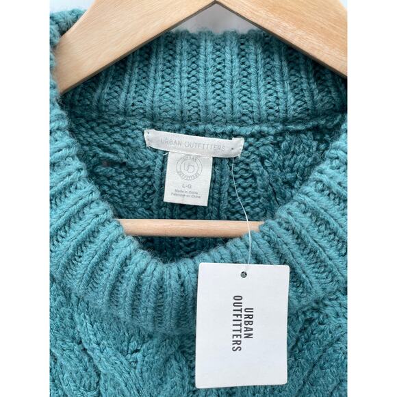 Urban Outfitters NWT Teal Cold Shoulder Cable Knit Sweater L - Picture 6 of 10